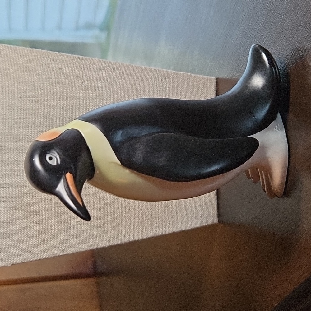 Penguin Figurine Meico Inc Taiwan